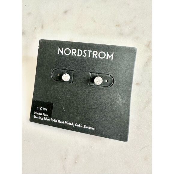 One carat cubic zirconia Nordstrom‘s round cut stud earrings sterling silver wit - Picture 1 of 4